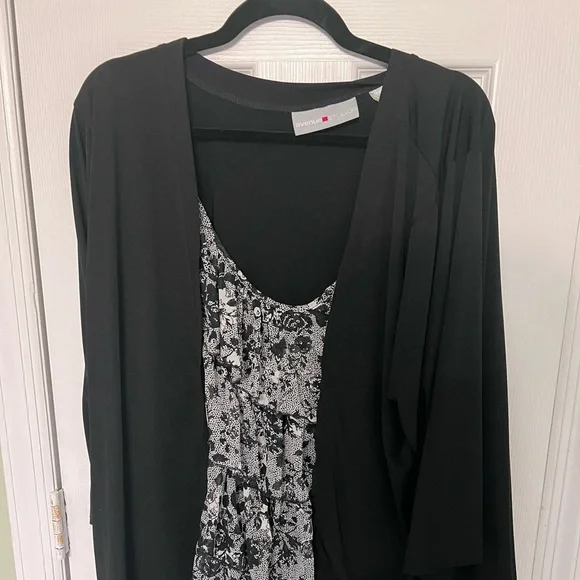 Avenue plus size Black and White Layered Dress - Picture 1 of 2